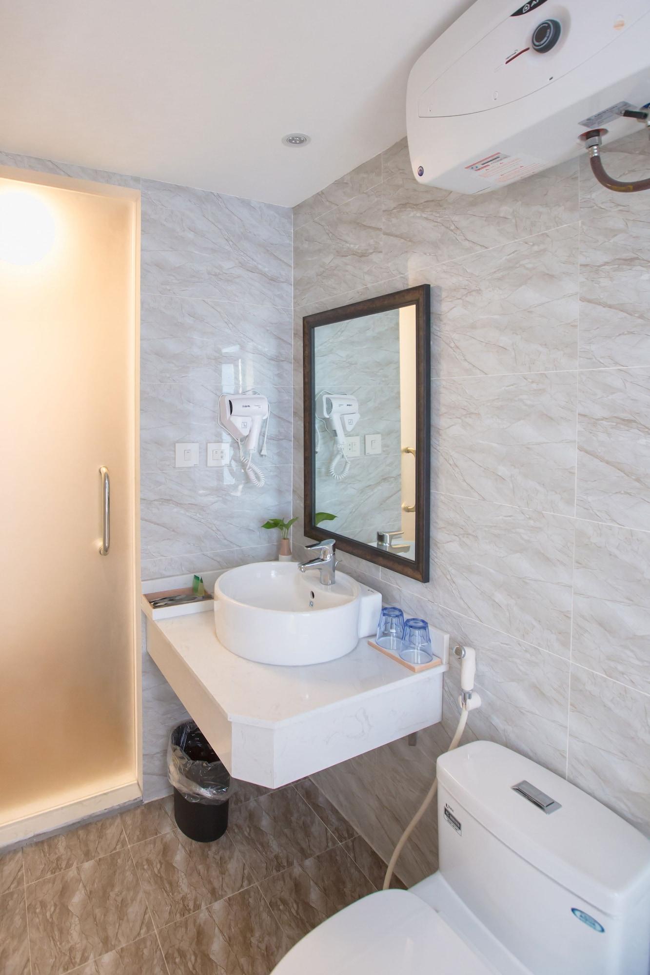 Dinh Ami Hanoi Hotel Exterior photo